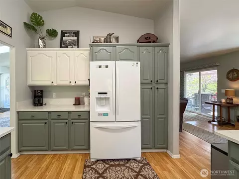 Kitchen - 401 Dungeness Mdws, Sequim, WA 98382 photo 3 of 3