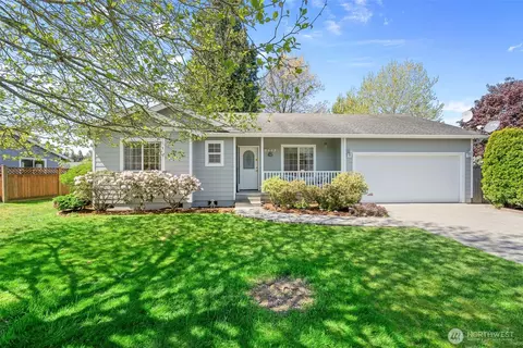 8447 Moonglow Ct, Blaine, WA 98230