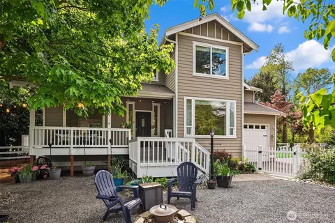 545 SE Lewis St, Issaquah, WA 98027