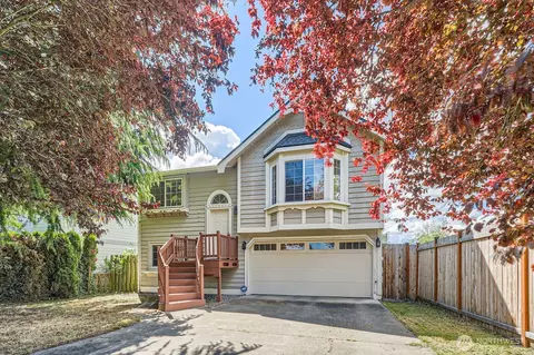 898 S 85th St, Tacoma, WA 98444