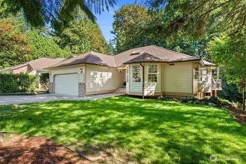 7236 Twin Cedar Ln SE, Tumwater, WA 98501