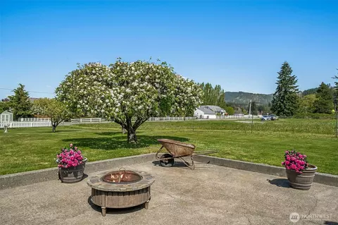 28009 SE 456th St, Enumclaw, WA 98022 photo 6