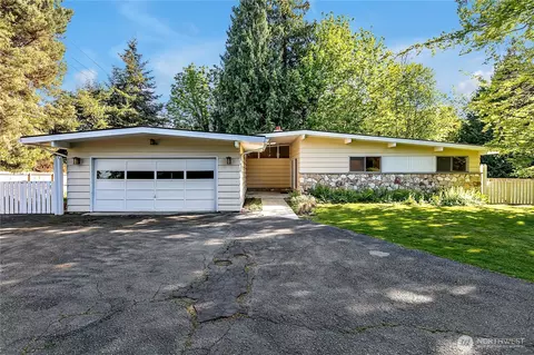 103 SW 171st St, Normandy Park, WA 98166
