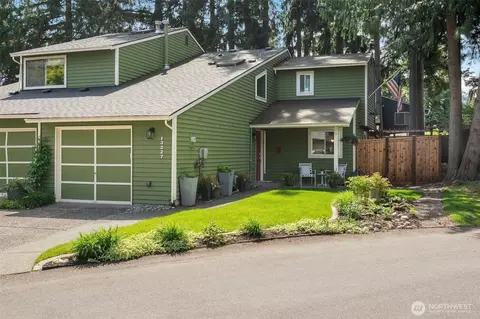 13227 NE 139th Pl, Kirkland, WA 98034