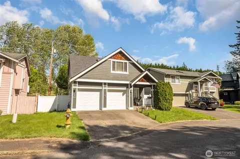 7917 66th Dr NE, Marysville, WA 98270