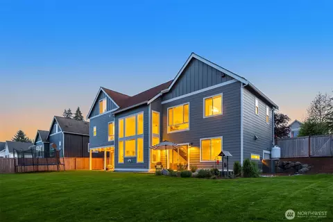8650 NE Reserve Way, Bainbridge Island, WA 98110