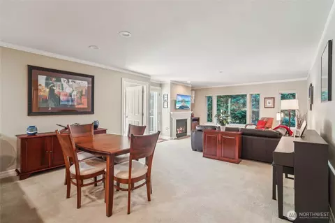 Dining - 215 20th Ave E #305, Seattle, WA 98112 photo 1 of 2