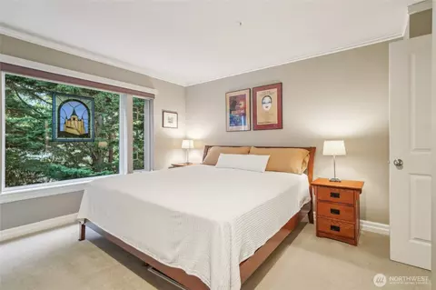 Bedroom - 215 20th Ave E #305, Seattle, WA 98112 photo 1 of 2