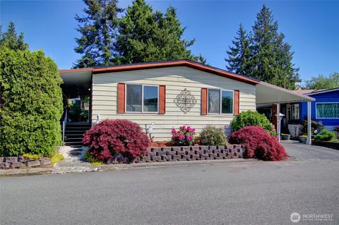 815 124th St SW #94, Everett, WA 98204