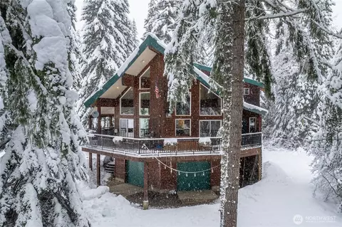 351 Lost Lake Rd, Easton, WA 98925