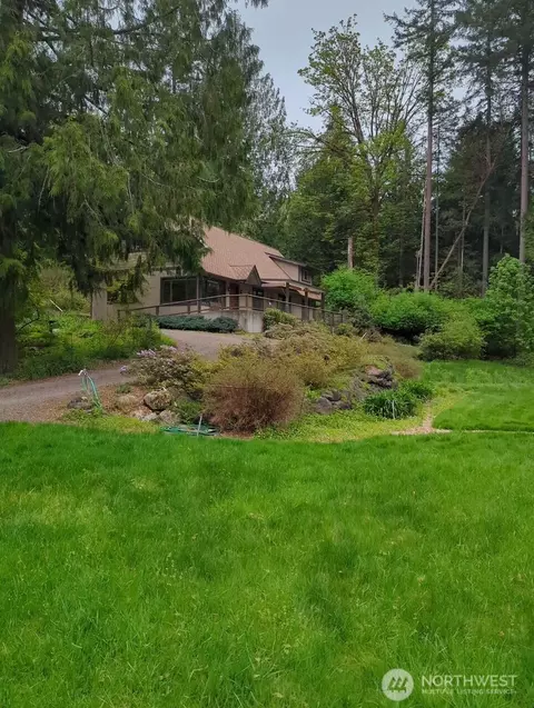 18740 Diamond Dr NE, Poulsbo, WA 98370