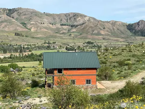 Exterior - 41 Red Tail Ridge Rd, Twisp, WA 98856 photo 5 of 13
