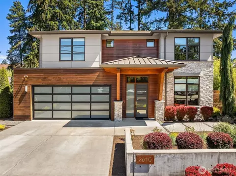 2610 98th Ave NE, Bellevue, WA 98004