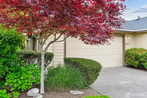 23136 NE 127th Way, Redmond, WA 98053