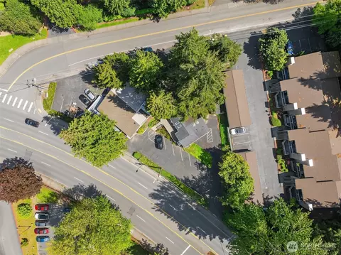 9833 NE 120th Pl, Kirkland, WA 98034