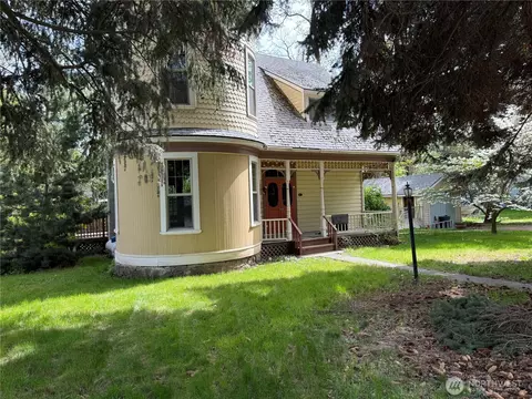 622 E Richmond Ave, Dayton, WA 99328