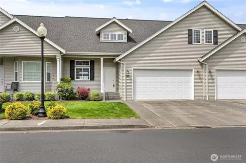 1725 Harrison Pl #103, Lynden, WA 98264