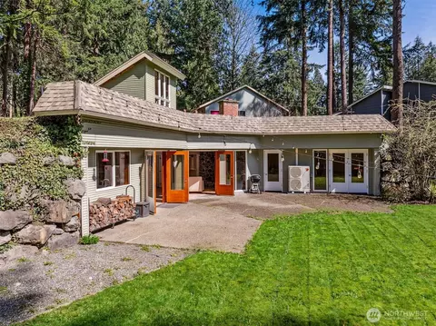 6813 193rd Ave E, Bonney Lake, WA 98391