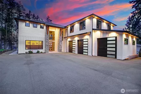 1699 SE Camano Dr, Camano Island, WA 98282