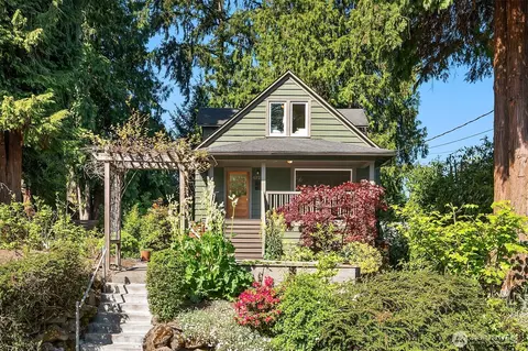 4725 46th Ave S, Seattle, WA 98118