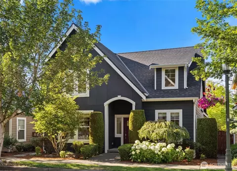 2066 NE Nelson Ln, Issaquah, WA 98029