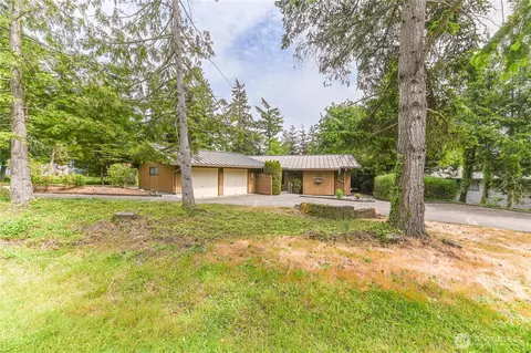 14 Makah Way, La Conner, WA 98257