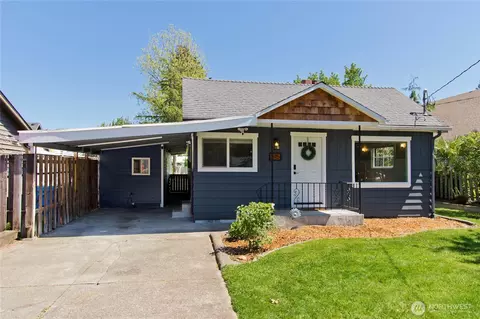 315 16th St SW, Puyallup, WA 98371
