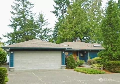 28989 Beach Dr NE, Poulsbo, WA 98370