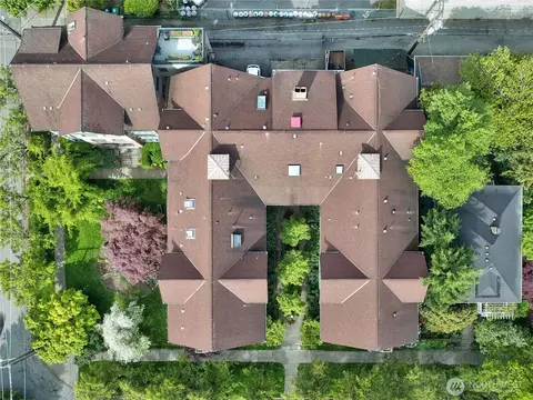View/Area - 409 16th Ave E #21, Seattle, WA 98112 photo 1 of 1