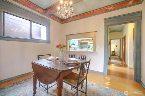 Dining - 409 16th Ave E #21, Seattle, WA 98112 photo 2 of 2
