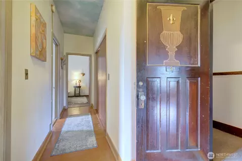 Entry Way - 409 16th Ave E #21, Seattle, WA 98112 photo 1 of 2