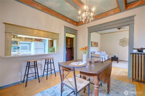 Dining - 409 16th Ave E #21, Seattle, WA 98112 photo 1 of 2