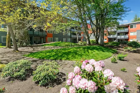7021 Sand Point Way NE #B208, Seattle, WA 98115