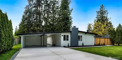 8530 45th Dr NE, Marysville, WA 98270
