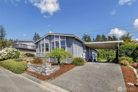 19812 126th Ave NE, Bothell, WA 98011