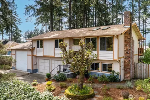 31 E Wysteria Ct, Shelton, WA 98584