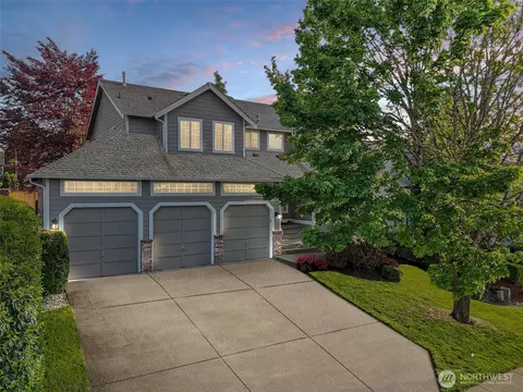 12827 SE 301st St, Auburn, WA 98092