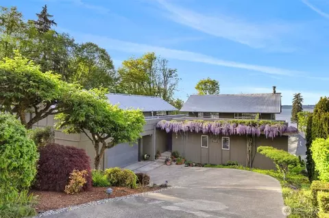 324 SW 295th Pl, Federal Way, WA 98023