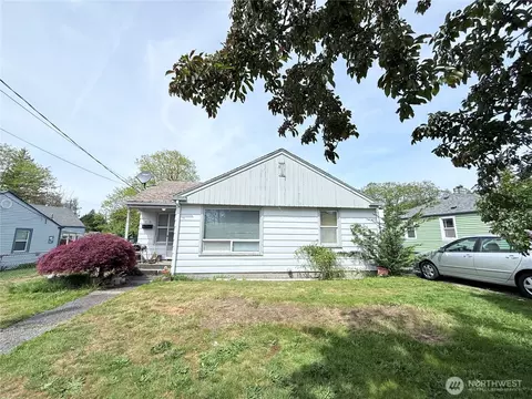 510 SW 137th St, Burien, WA 98166