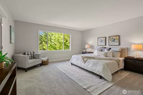 Bedroom - 10761 243rd Ave NE, Redmond, WA 98053 photo 1 of 4