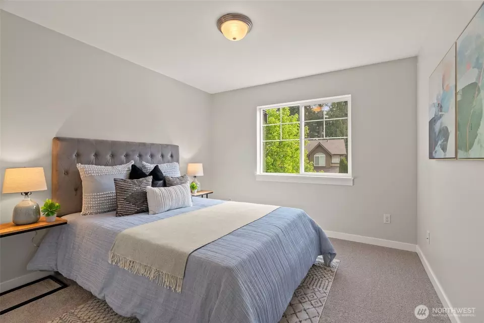 Bedroom - 10761 243rd Ave NE, Redmond, WA 98053 photo 2 of 4