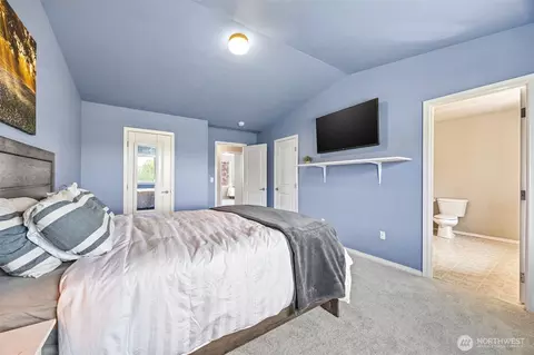 Bedroom - 14406 145th St E, Orting, WA 98360 photo 2 of 5