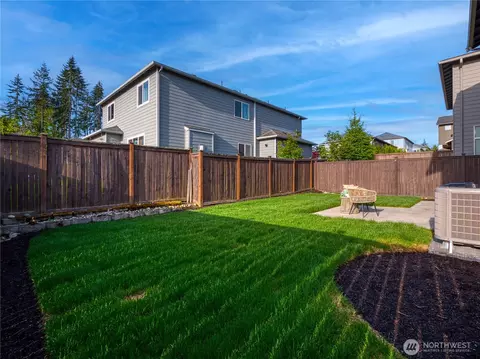 Exterior - 12 175th Pl SE, Bothell, WA 98012 photo 6 of 8