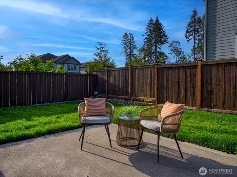 Exterior - 12 175th Pl SE, Bothell, WA 98012 photo 4 of 8