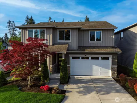 Exterior - 12 175th Pl SE, Bothell, WA 98012 photo 7 of 8