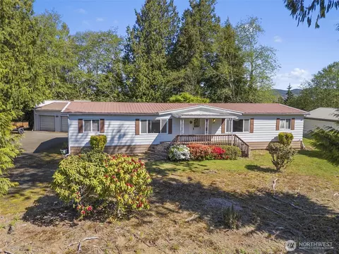 727 A St, South Bend, WA 98586