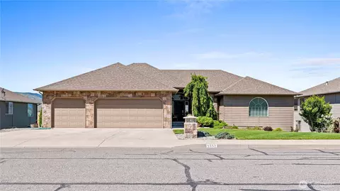 1552 Huntwood Ln, East Wenatchee, WA 98802