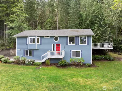 11447 NW Symes Rd, Bremerton, WA 98312