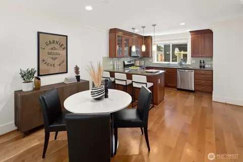 Dining - 216 A 12th Ave E, Seattle, WA 98102 photo 3 of 3