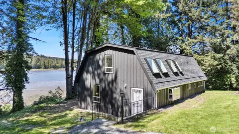 15802 67th Ave NW, Gig Harbor, WA 98332